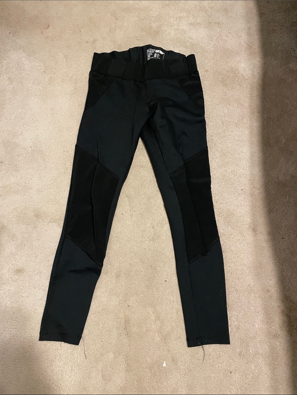 Like new 5.11 Tactical dark green thick leggings with wide belt loops